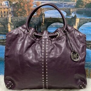 VGUC Michael Kors Bag